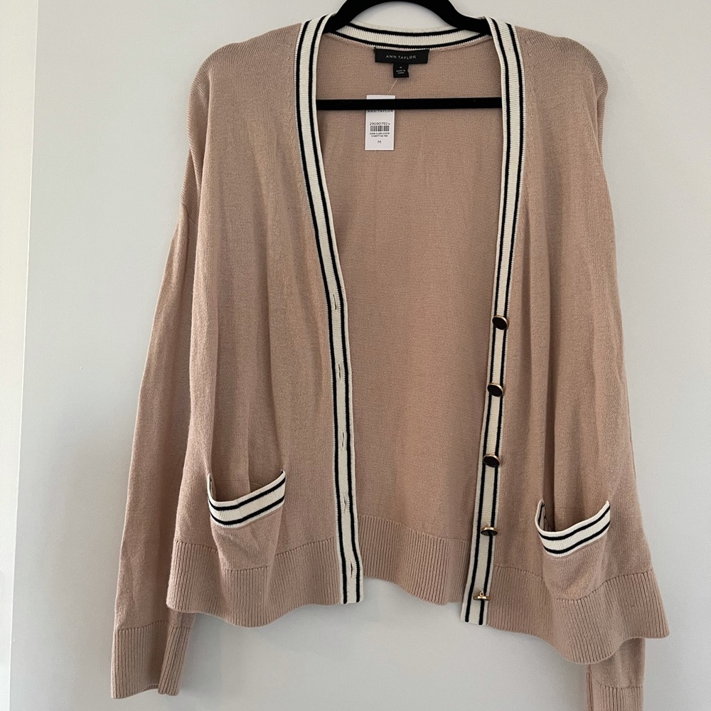 NWT Ann Taylor | Contrast Trim Cardigan